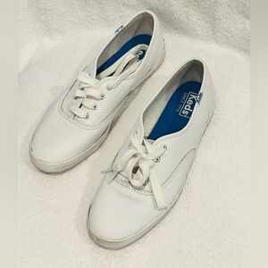 Women’s KEDS Champion sneaker size 8